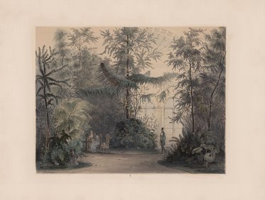 Eine Gartenlandschaft mit üppigem Pflanzenbewuchs, in der Mitte stehen zwei Personen an einem Tisch. Im Hintergrund sind weitere Personen zu sehen, die in einer sonnendurchfluteten Umgebung sitzen. Ein großer Baum und tropische Pflanzen umgeben die Szenerie.