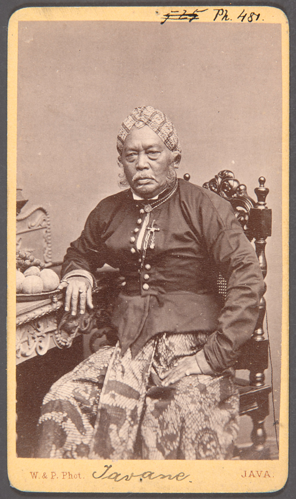 Javane - Online Collection - Weltmuseum Wien