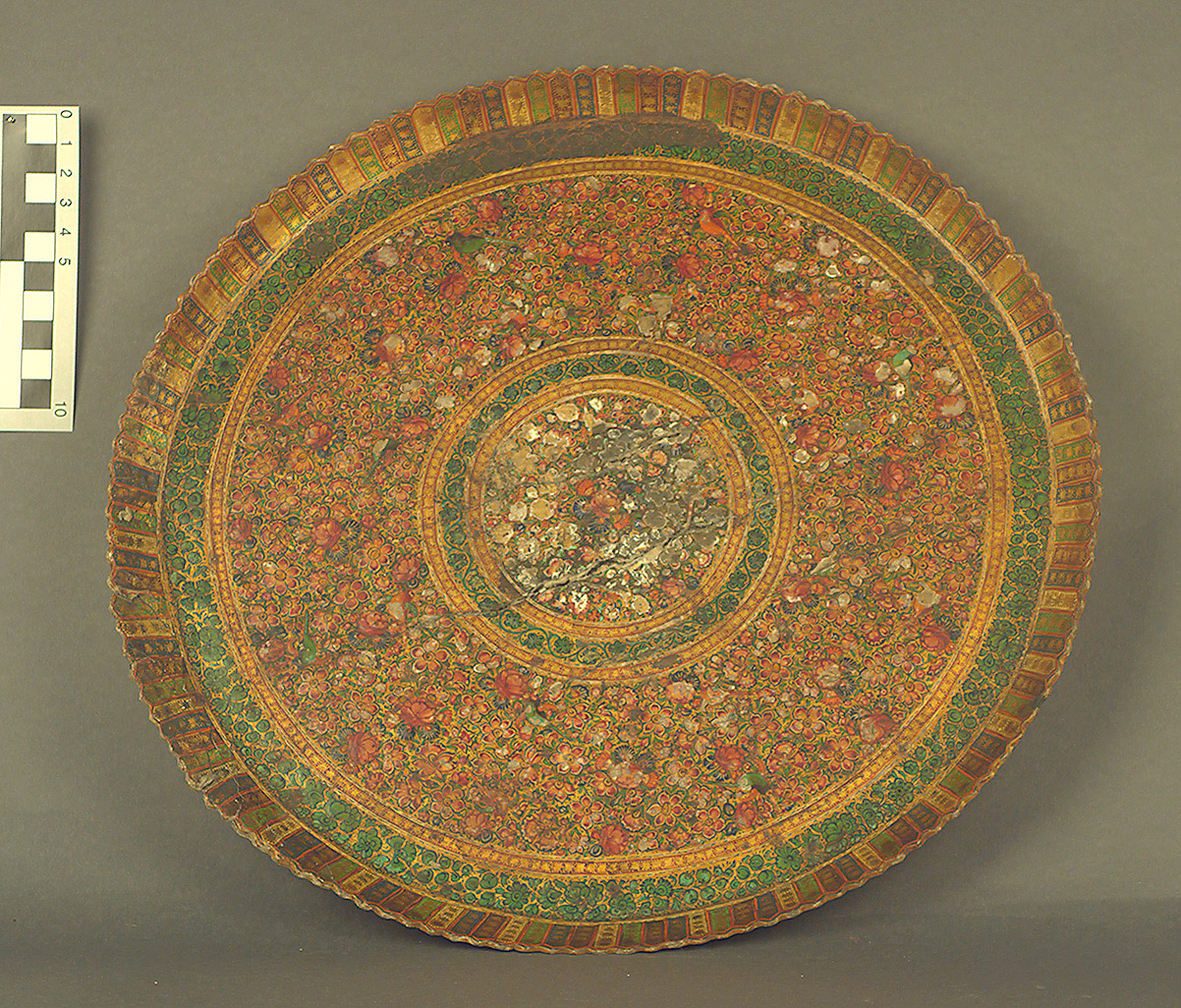 Tablett - Online Sammlung - Weltmuseum Wien