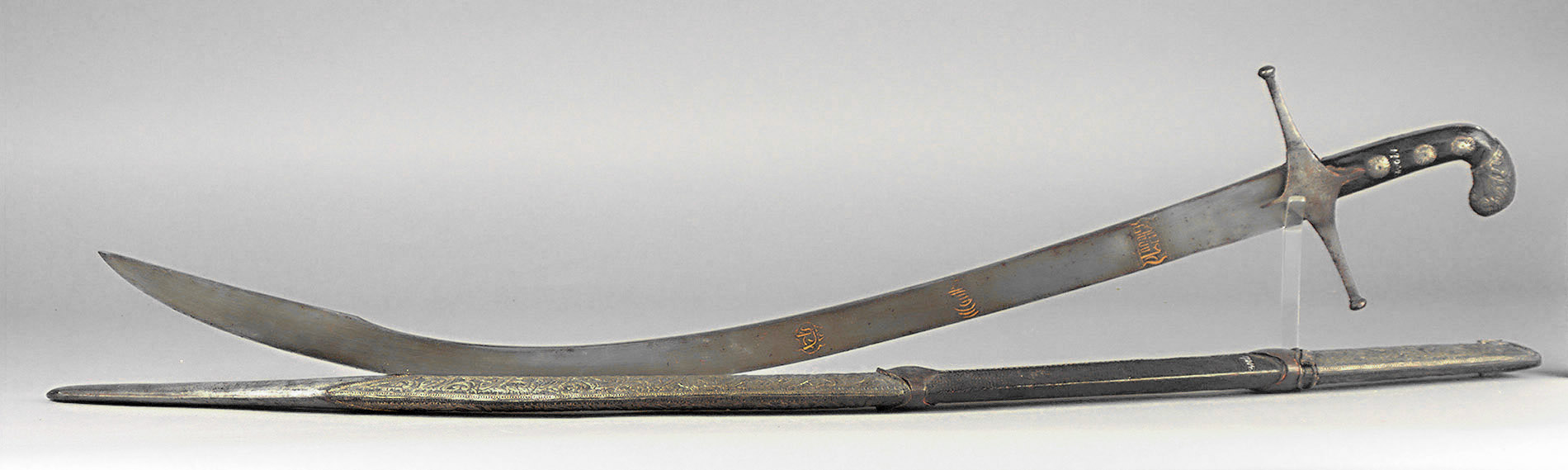 Sabre with gold-inlaid blade and scabbard - Online Collection ...