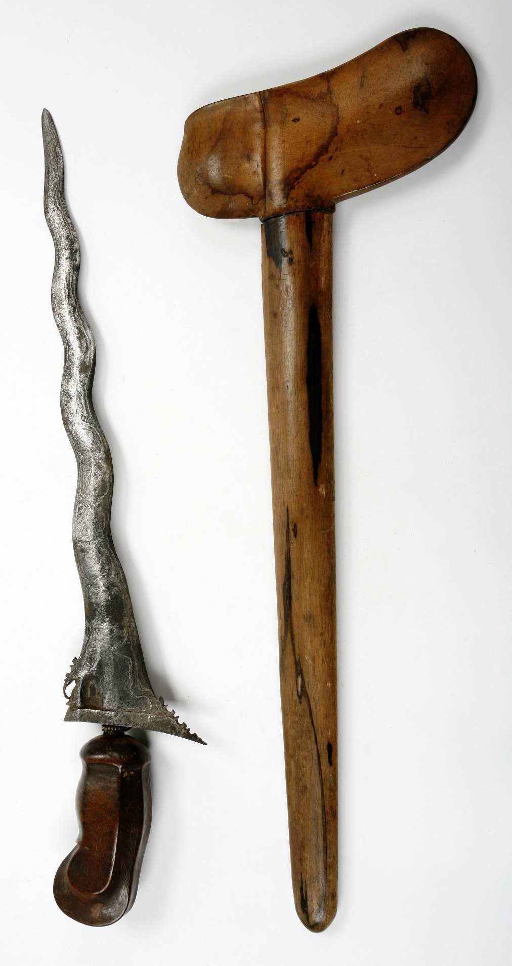 Dosch Instrument Dolch - Online Sammlung - Weltmuseum Wien