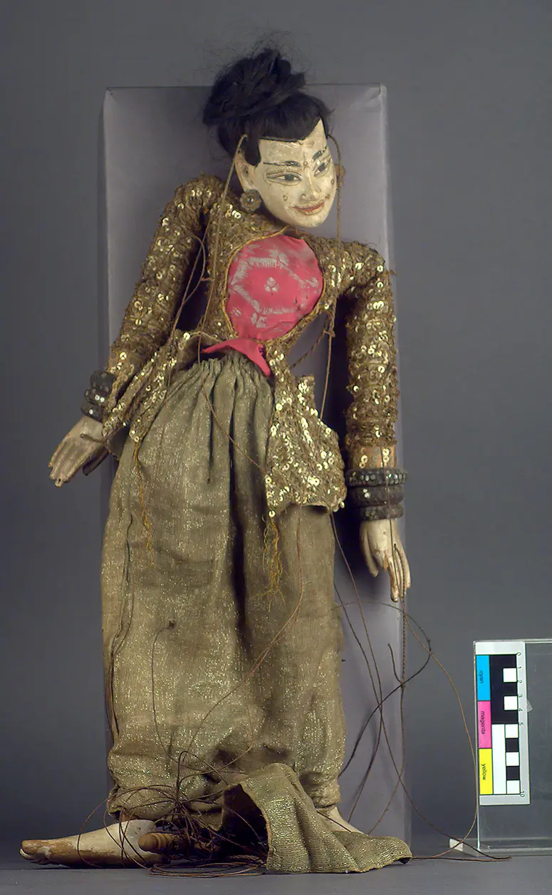 Marionette, Dame