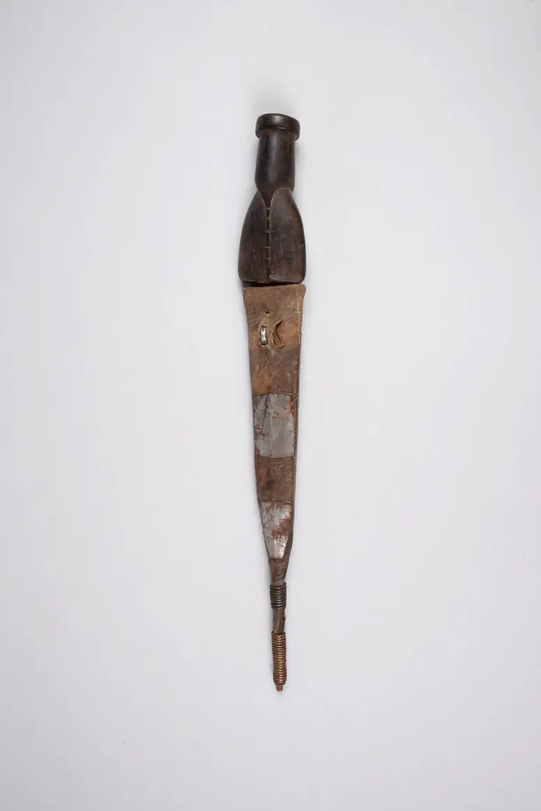 Messer mit Scheide