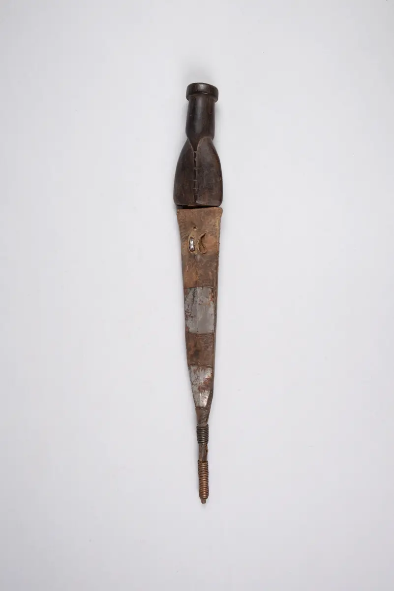 Messer mit Scheide
