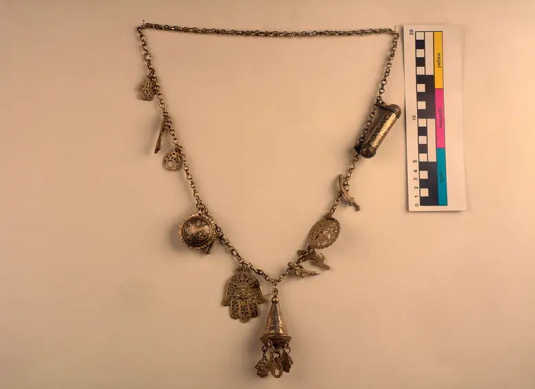 Amulettkette