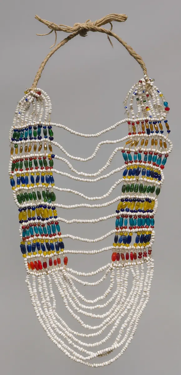Brustschmuck
