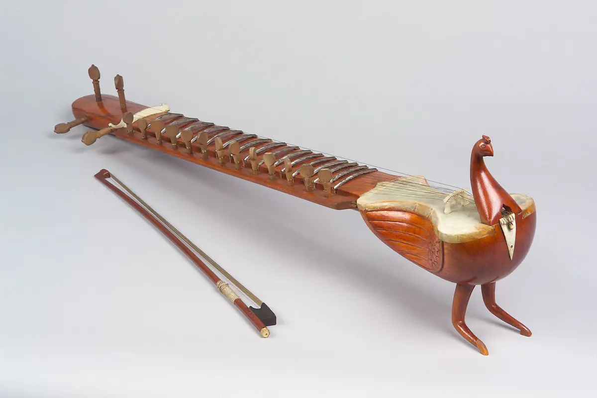 String instrument Mayuri - Online Collection - Weltmuseum Wien