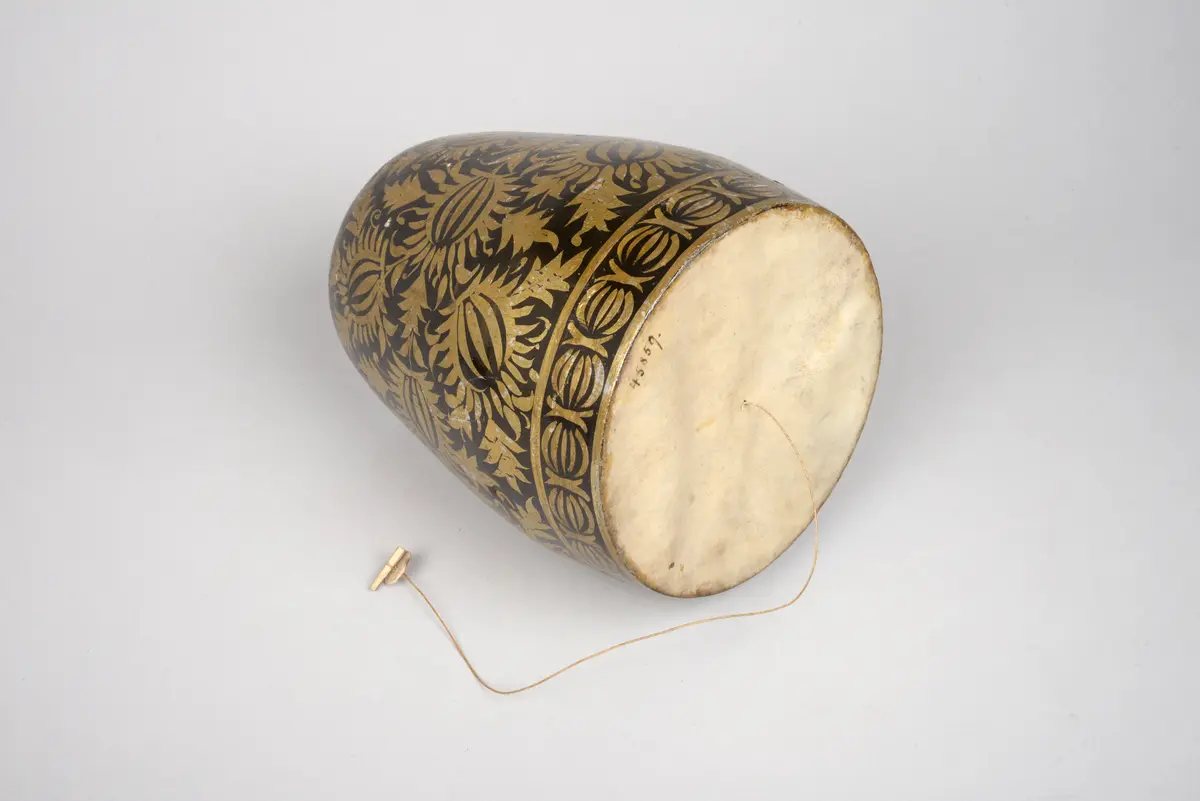 Saiteninstrument, Ananda Lahari