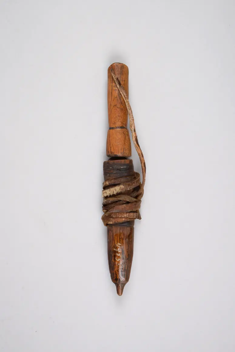 Messer mit Scheide