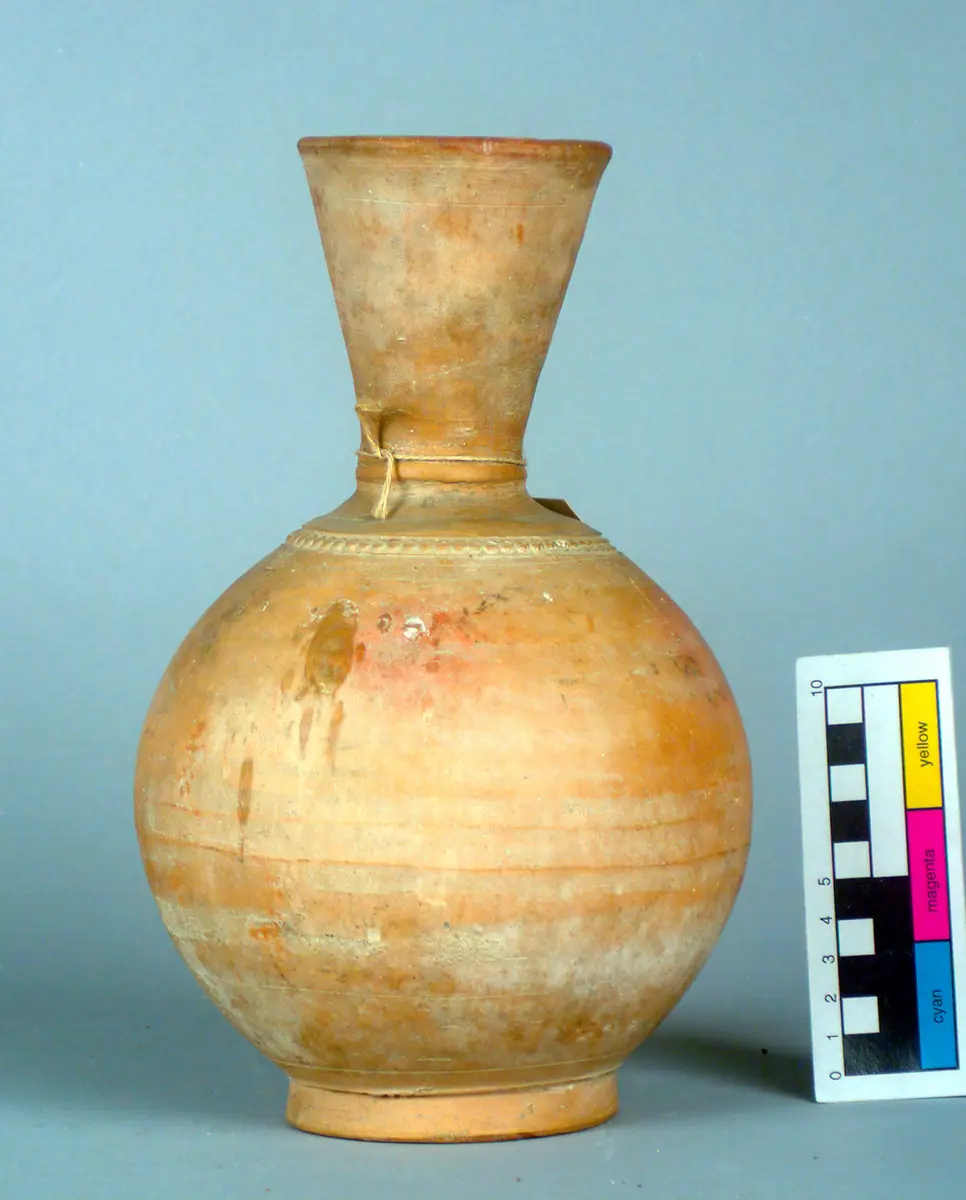 Wasserflasche mit Deckel