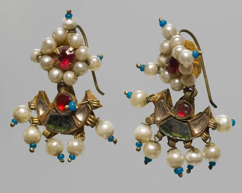 Ohrschmuck