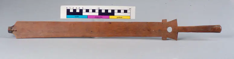Spear thrower