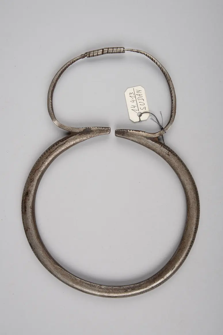 Halsring
