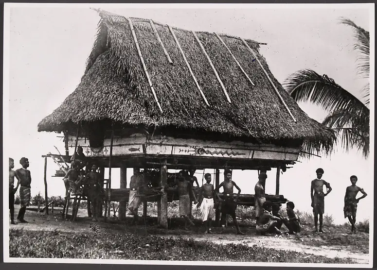 Pfahlbau, Finschhafen, Deutsch-Neuguinea