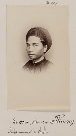 Doc-phu-su Phuong, Prefect