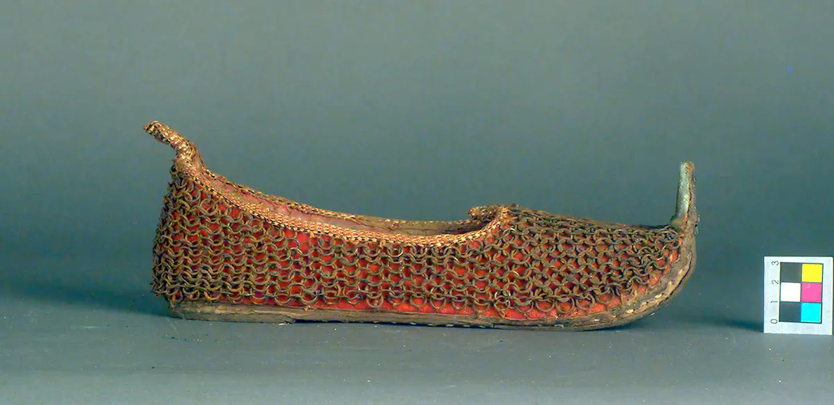 Schuhe, (Rüstung)