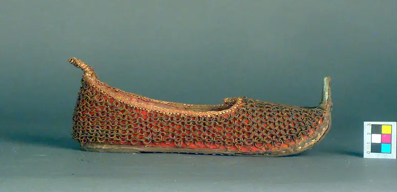 Schuhe, (Rüstung)