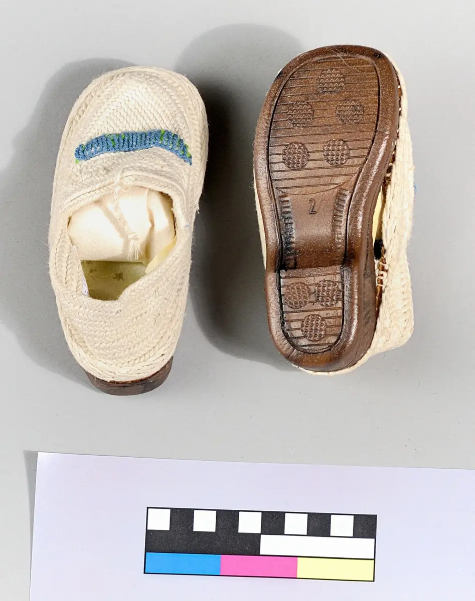 Kinderschuhe
