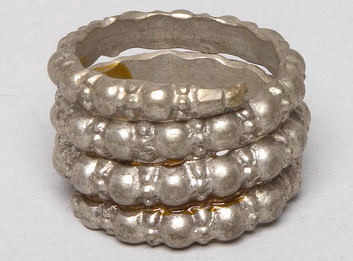 Fingerring