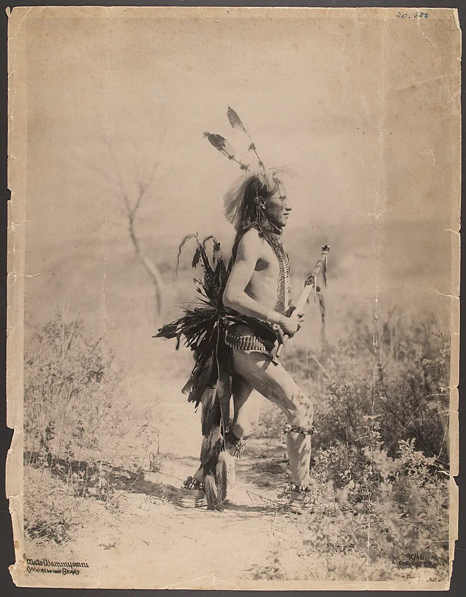 Tanzender Indianer (Whirlwind Bear)