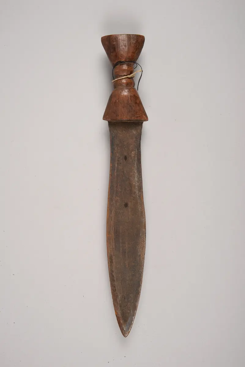 Messer mit Scheide