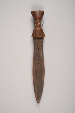 Messer mit Scheide