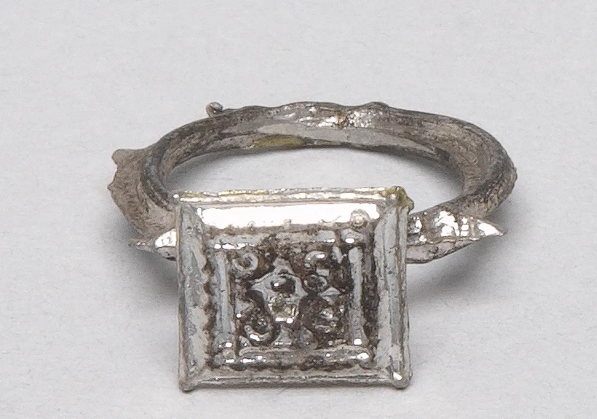 Ring