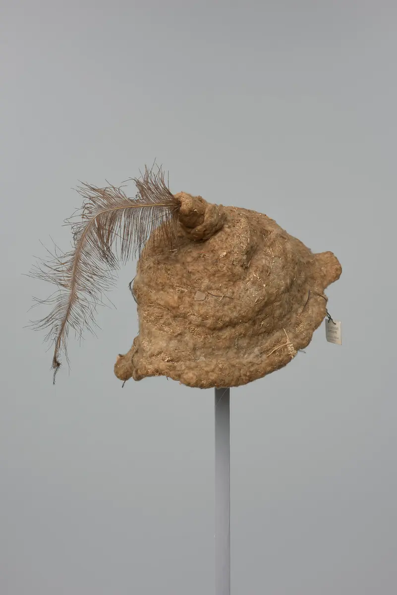 Kopfbedeckung