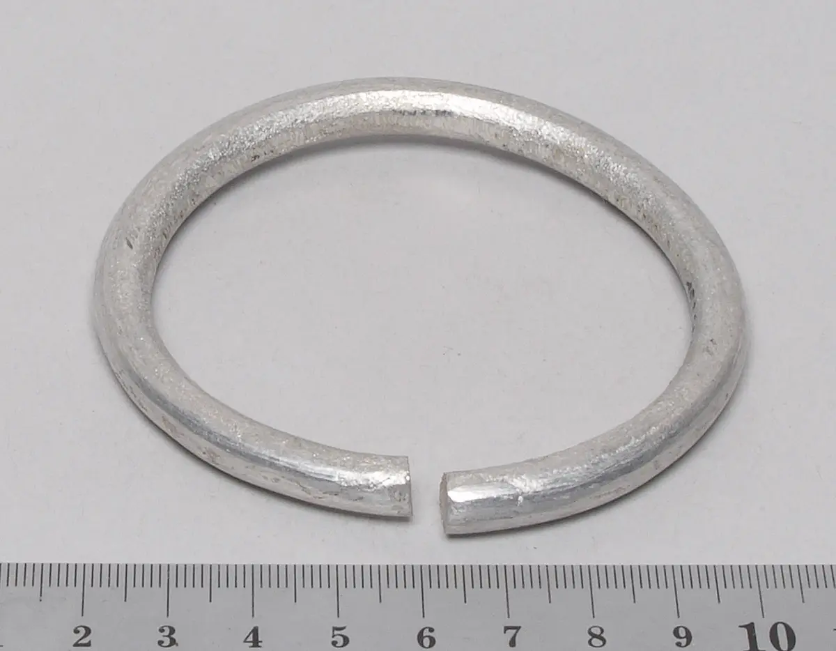 Beinschmuck
