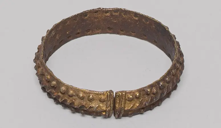 Armschmuck
