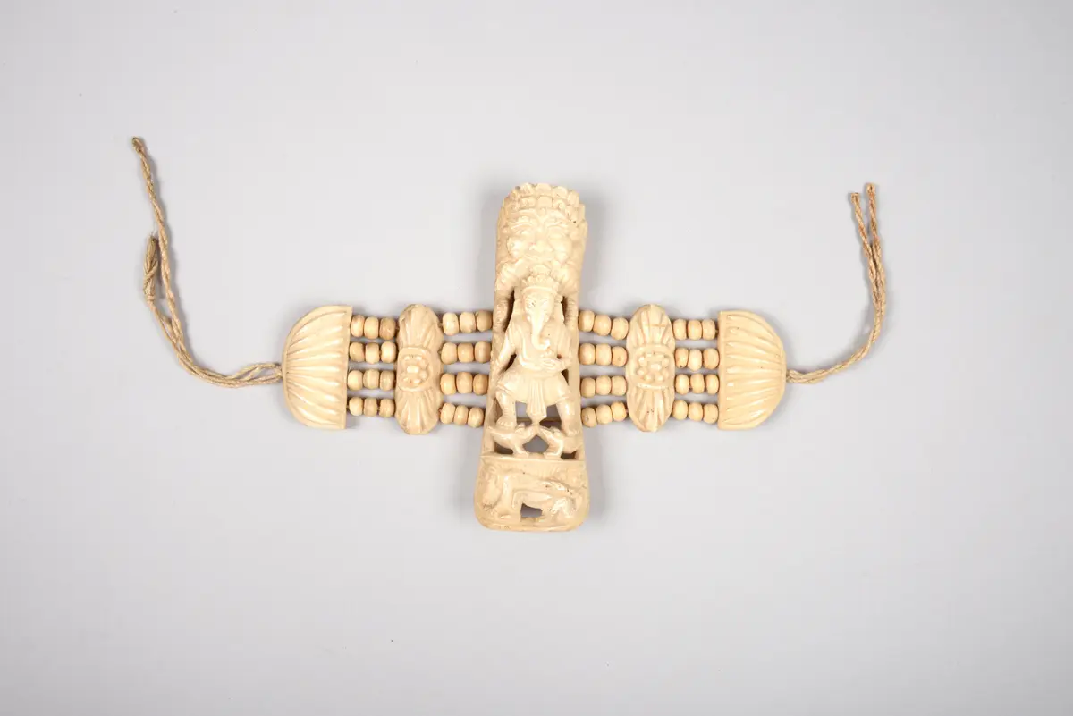 Knochenschmuck