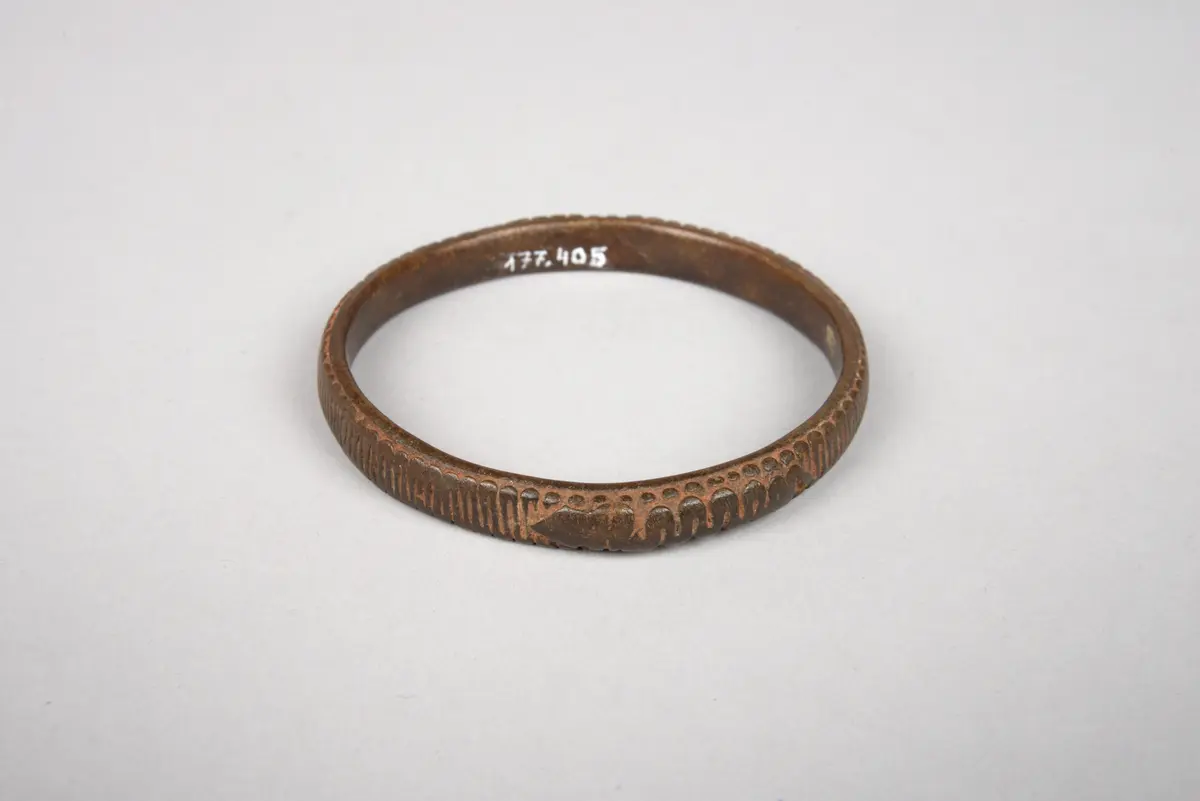 Armband einer verheirateten Frau 