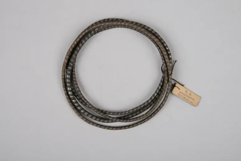 Armbänder (56.528 bis 56.531)