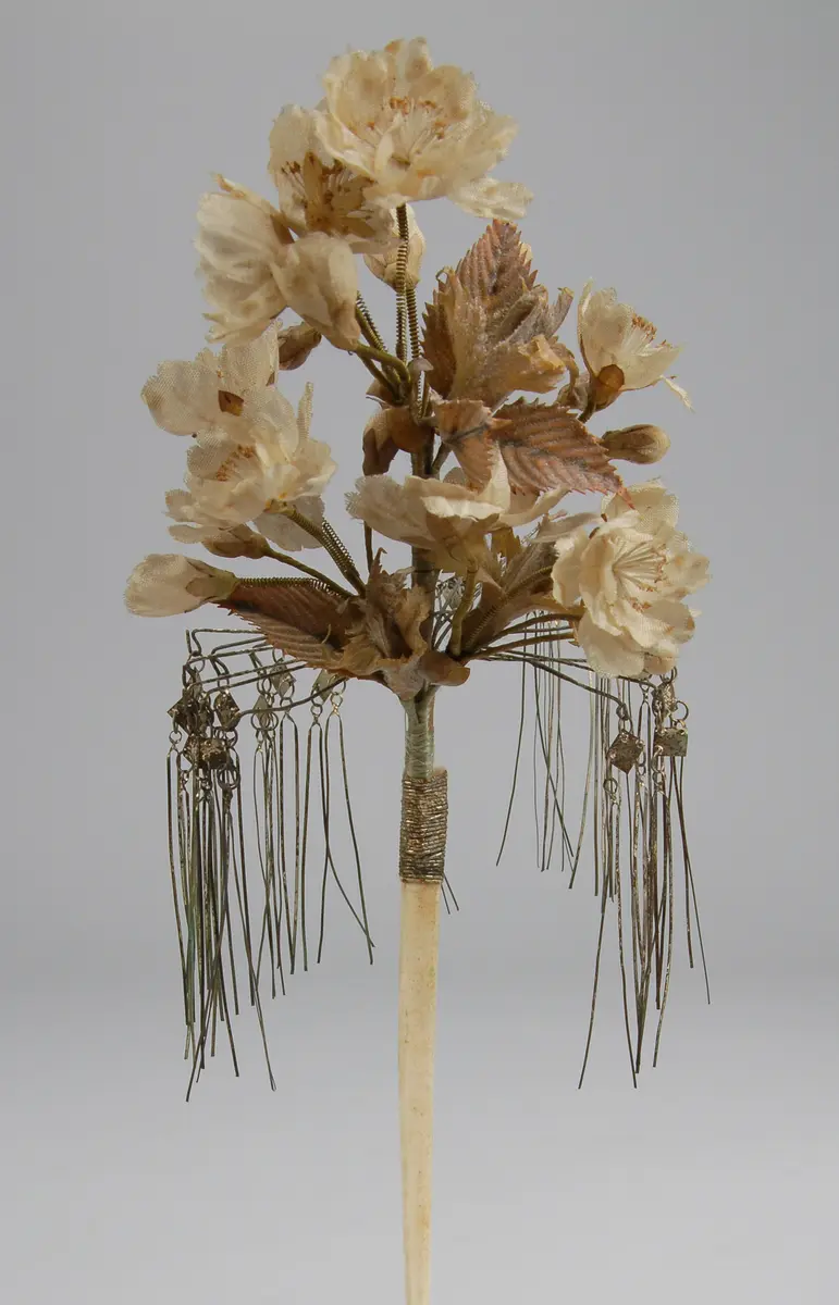 Hair ornament