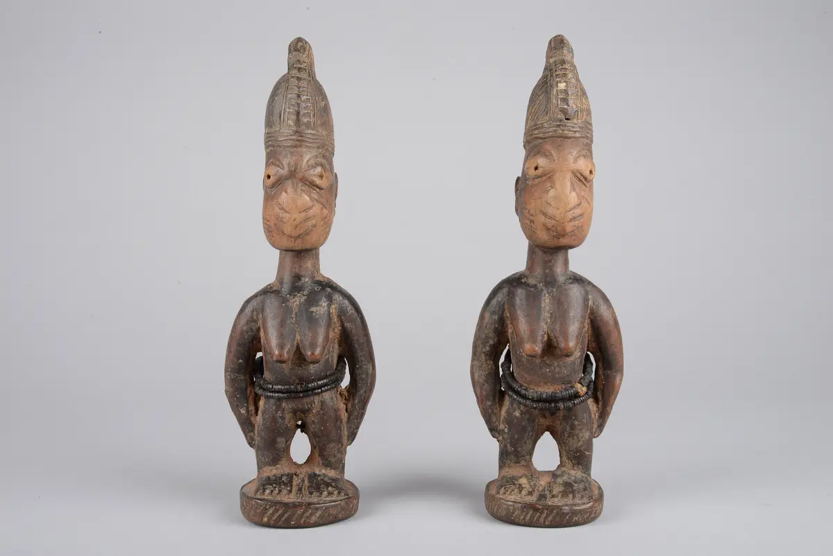 Weibliche Ibeji Zwillingsfigur