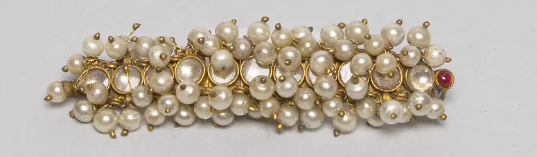 Armschmuck