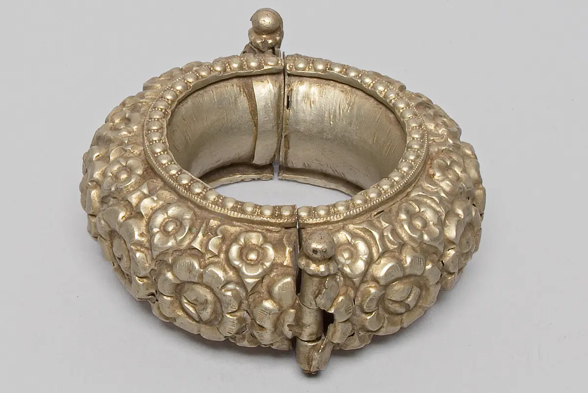 Armschmuck
