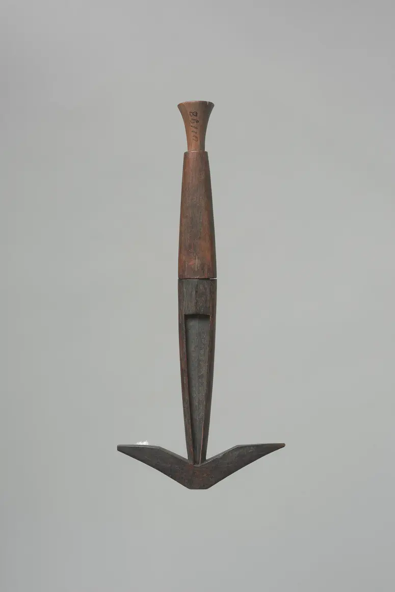 Messer mit Scheide