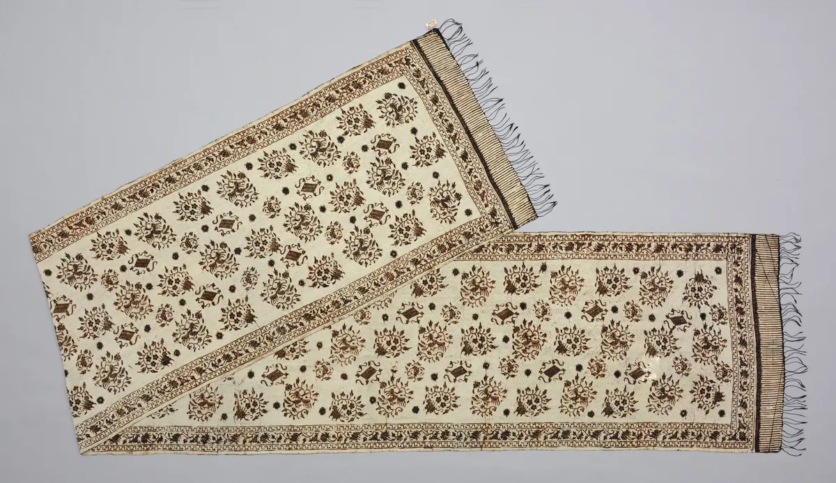 Schultertuch, Batik
