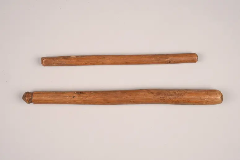 Trommel mit Holzschlägel