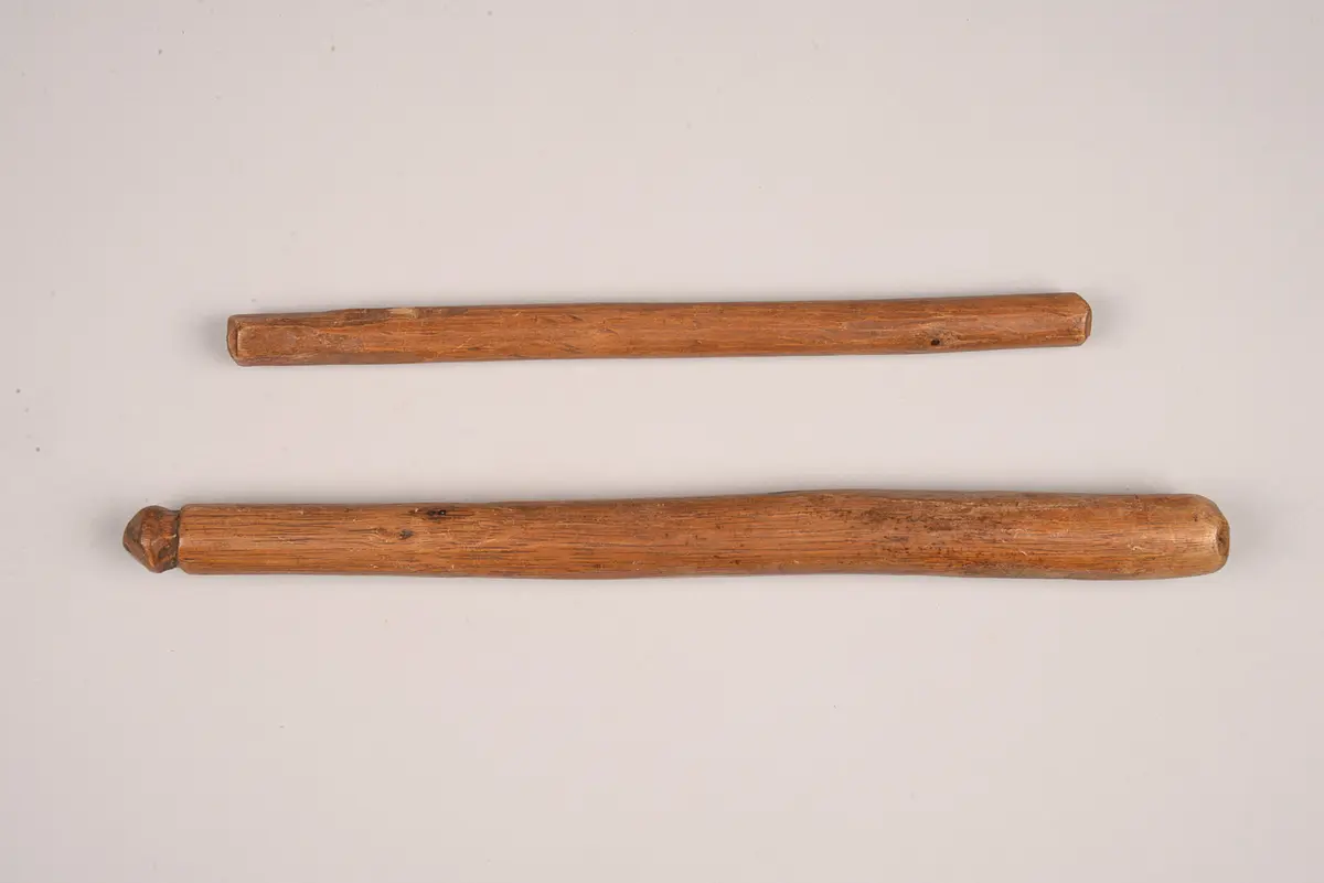 Trommel mit Holzschlägel