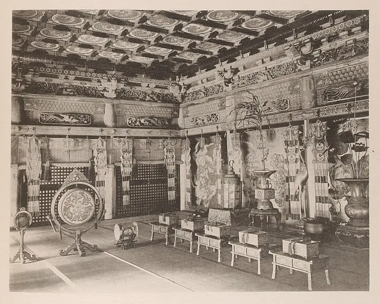 Nikko, Toshogu, Inneres des Haiden