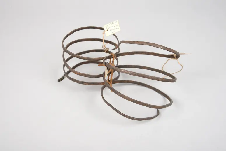 Paar Beinschmuck