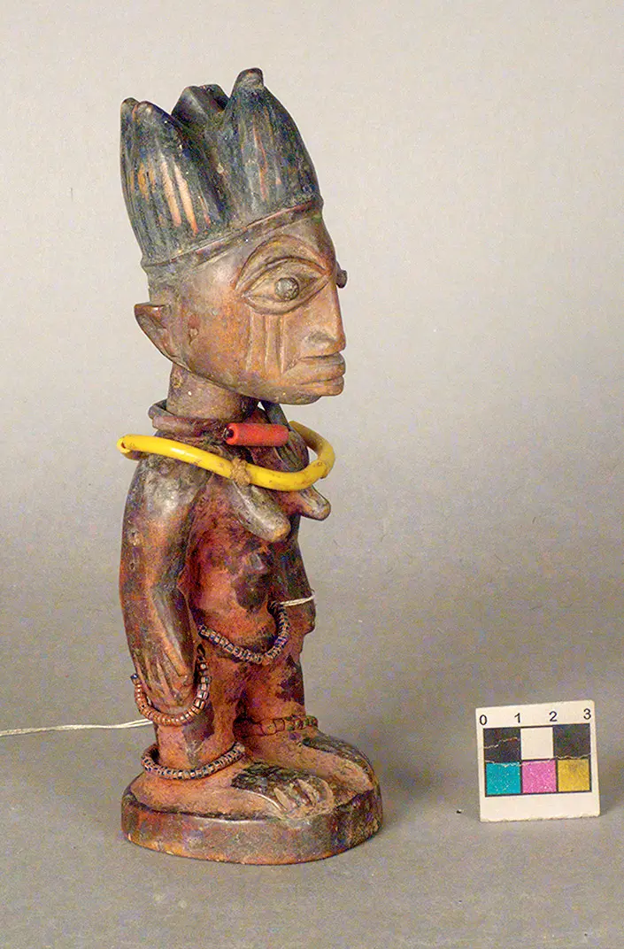 Weibliche Ibeji Zwillingsfigur