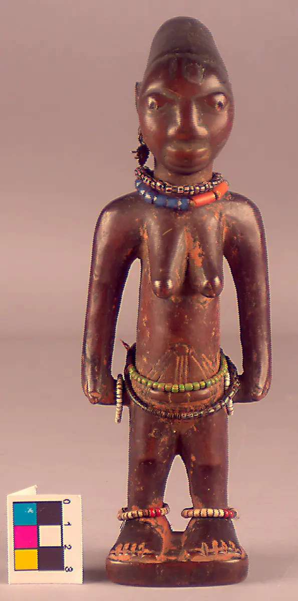 Weibliche Ibeji Drillingsfigur