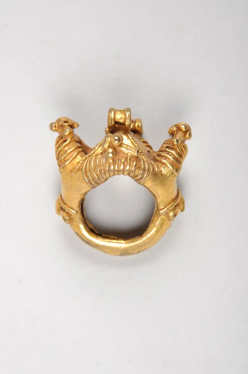Ring