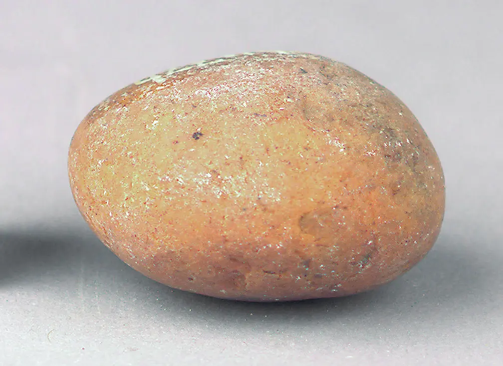 Quartz Pebble