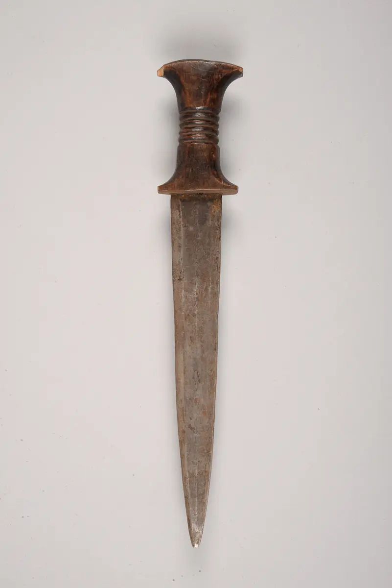 Messer mit Scheide