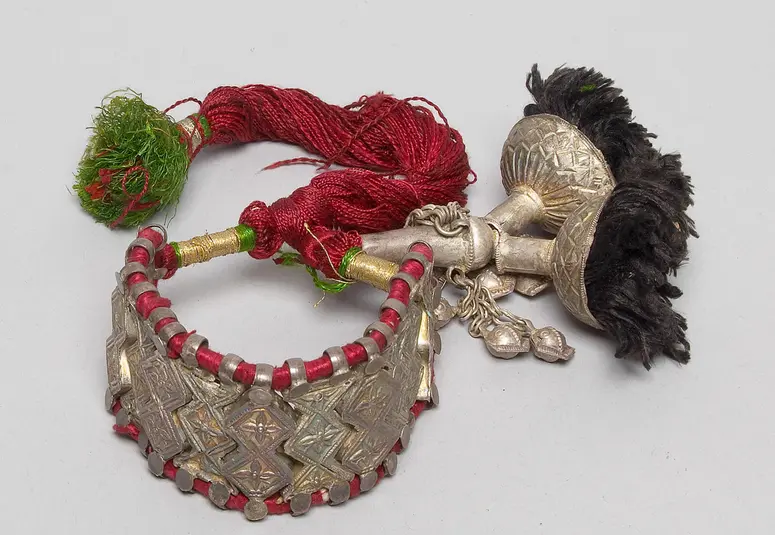 Armschmuck