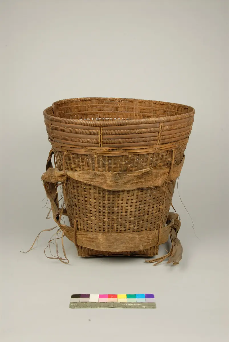 Hamper